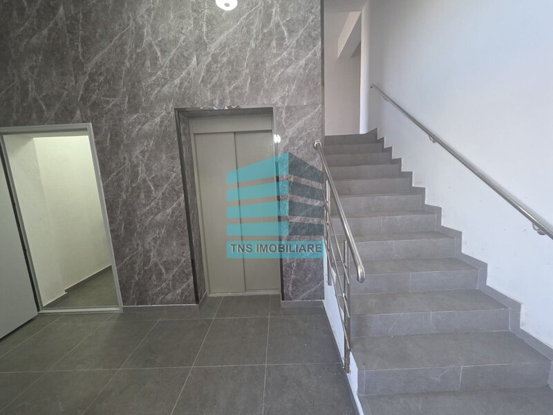 Titan Auchan apartament 2 camere decomandat 58 mp, mutare rapida,
